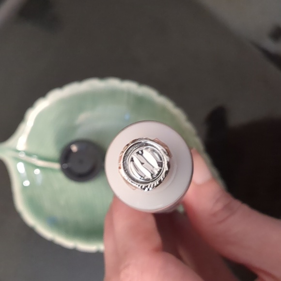 Leave In Condioner - Picture 3 of 3